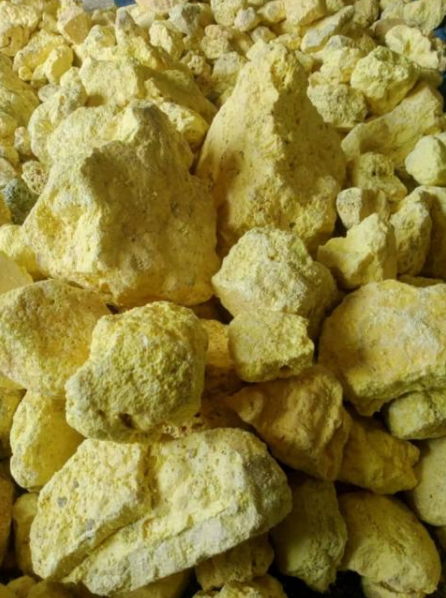 Lumps Sulfur